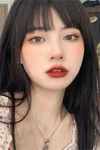 穿成白莲花表妹后